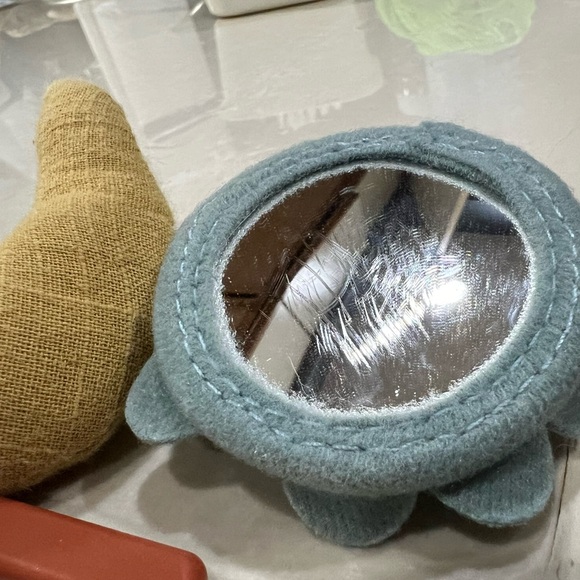 Itzy Ritzy Car seat Toy - Picture 6 of 8